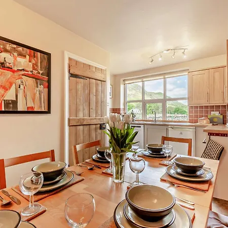 Vakantiehuis 3 Bed In Borrowdale Sz148 *