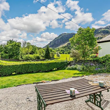 3 Bed In Borrowdale Sz148 *